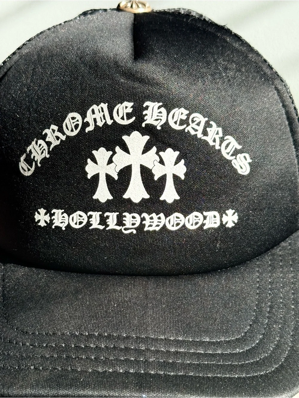 New Vintage Y2K Chrome Hearts Black Trucker Hat with White Gothic Logo w serial#